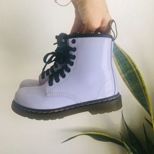 Dr. Marten’s lavender patent leather boots sz 11